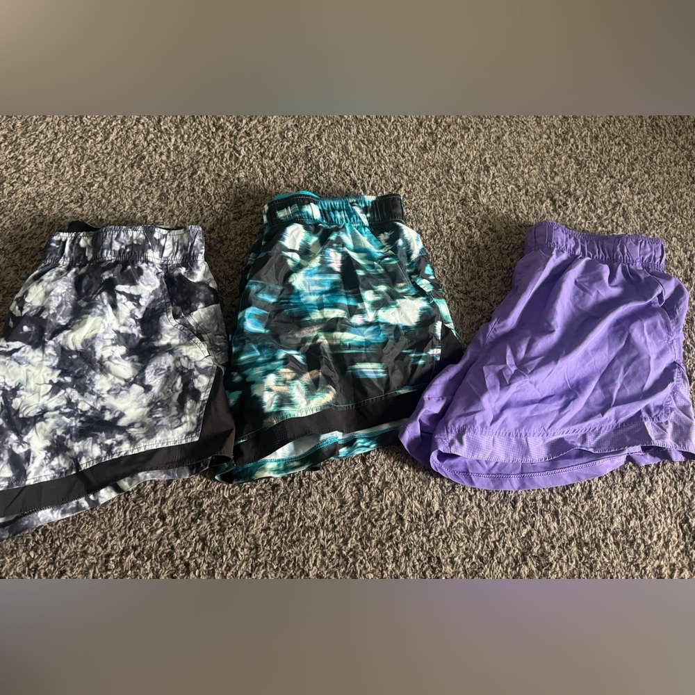 Athletic works women’s shorts large